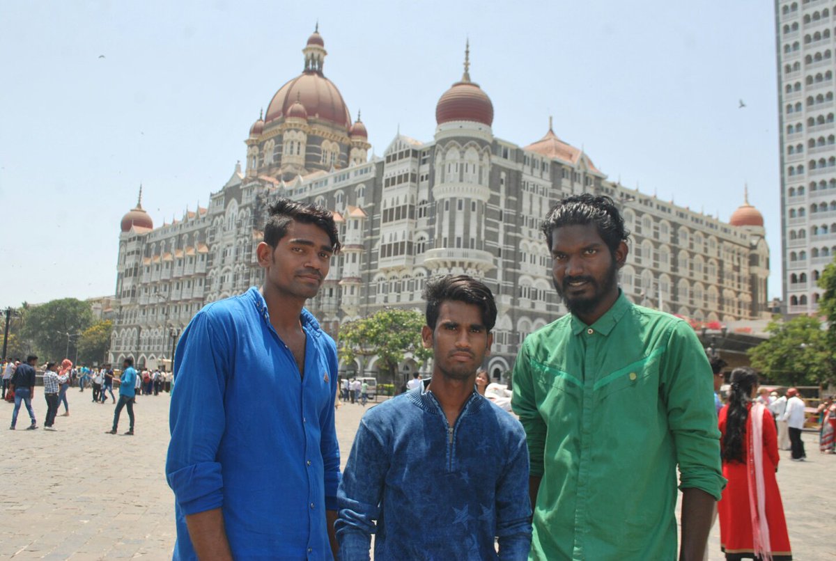 jitumarkam1's tweet photo. MUMBAI HERITAGE #mumbai #heritage #style #classical #architecture #oldstructures
#style__mumbai_all_best_good-
#city_style_walk_friend_#👦 https://t.co/rmberYhLs3