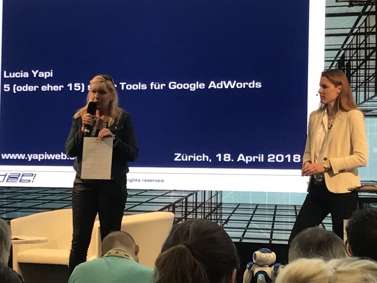nadine_berdux's tweet photo. Auch die Kleinen können hier was lernen #MachineLearning. Wer hat ihn schon entdeckt? @SOM_expo #SOM18 https://t.co/WoghOXISCk