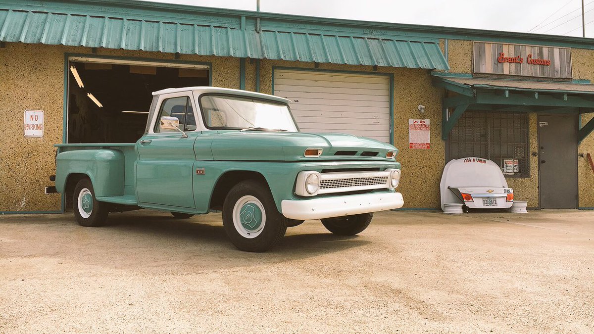 kurt_allen22's tweet photo. I know I post a lot about this truck but look at this transformation❤️ https://t.co/be5K0P4DPB