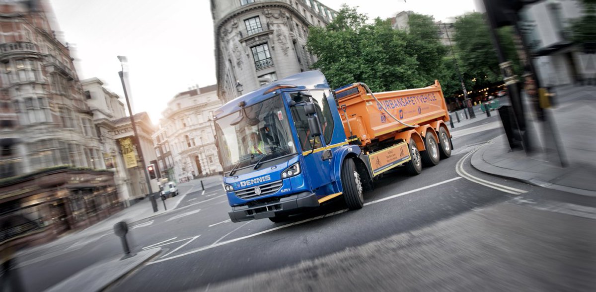 Dennis_Eagle's tweet photo. Dennis Eagle will be exhibiting our latest 32t urban tipper at the CV Show next week - Stand No. 5G110

Featuring unbeatable direct visibility from the cab, the Elite is a British-built vehicle designed to integrate safely into densely populated environments. https://t.co/WuOEBWZnED