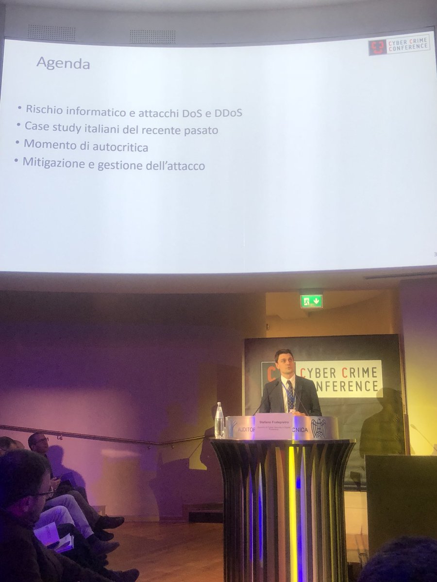 cannagi's tweet photo. Le metodologie di attacco informatico! L’intervento di @stevedeft alla #cybercrimeconference https://t.co/y5xiAlyj9P