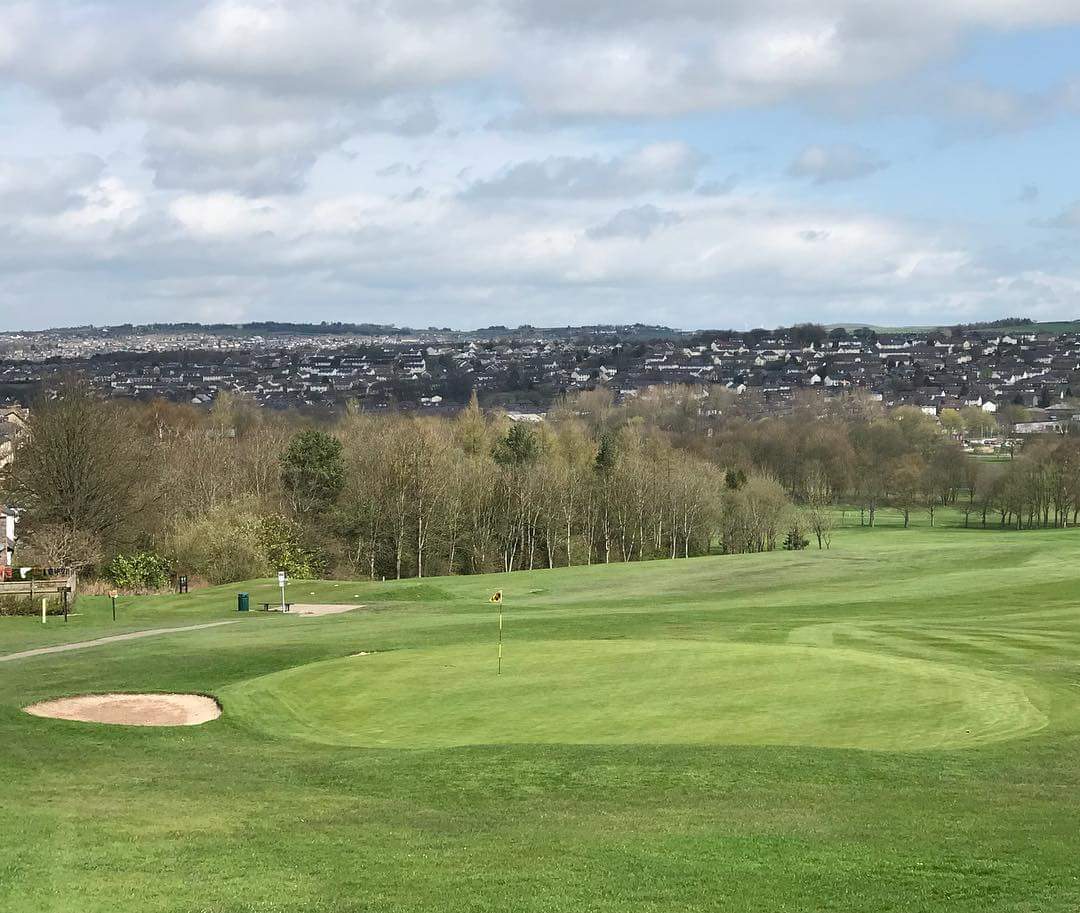 Towneley_Golf's tweet photo. Fairways cut โ
Greens cut โ
Greens ironed โ
โ โ
Call 01282 438473 to book your tee time.
โณ๏ธ18 holes ยฃ17โณ๏ธ9 holes ยฃ11 โณ๏ธConcessions ยฃ10 #golf #burnley #golfcourses #golfer #deal #lovegolf #learnimproveplay #Lancashire #summerfinallyhere https://t.co/FXFPNRkJdY