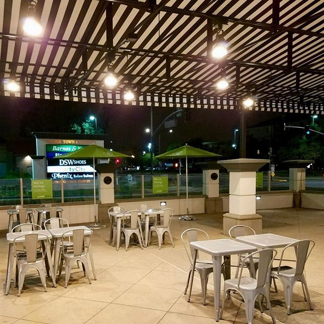 grabbagreenca38's tweet photo. Our patio is perfect for big groups, summer nights and customers with dogs. Check it out for yourself! https://t.co/9nmz7qHVqW https://t.co/p32nnFZnsO