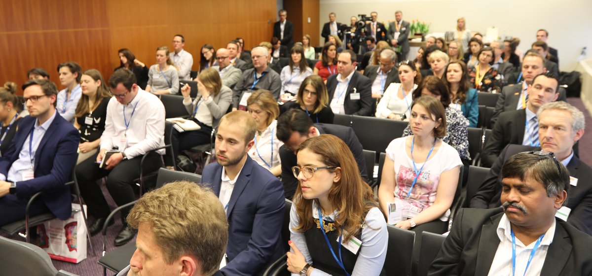 And that's it - thank you to all guests and panelists at the #PalmDialog18. We will continue our dialog on #sustainable #palmoil both off- and online!