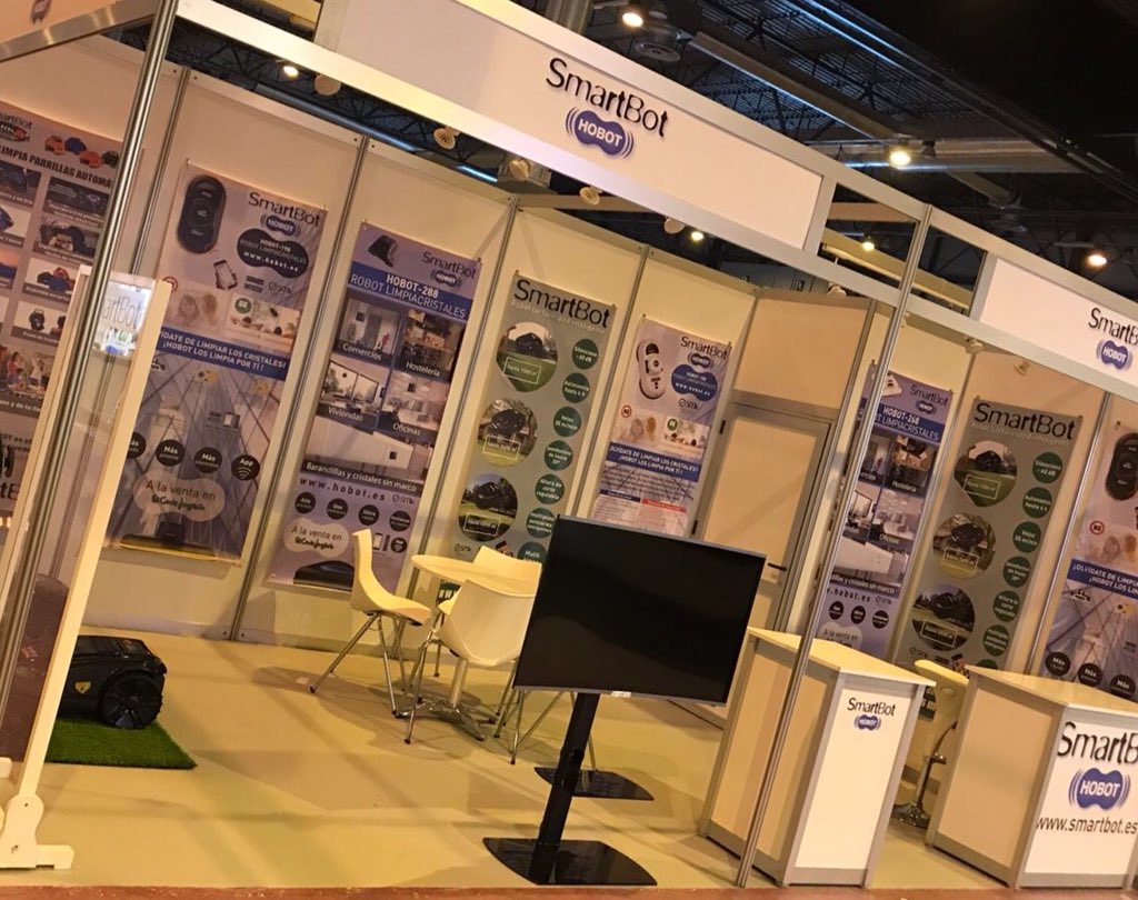 robot_SmartBot's tweet photo. Os esperamos en el stand 123-124  y en la SmartHome de la @globalrobotexpo en Madrid del 18 al 20 de Abril #robot  #limpiacristales #limpiaparrillas #cortacesped #GREX18 https://t.co/cgDCRE4Yst