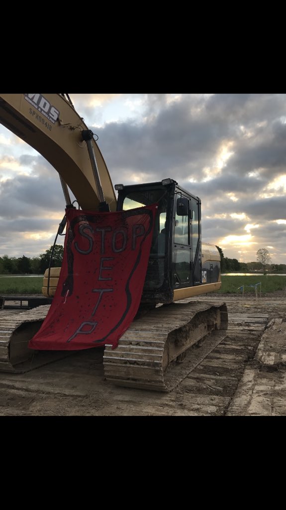 NoBayouBridge's tweet photo. Good Morning #ETP ! Is that your Horizontal Directional Drill over there??? 
#StopETP #NoBBP #LockedDown #NoBayouBridge https://t.co/OkcsYFmPF5