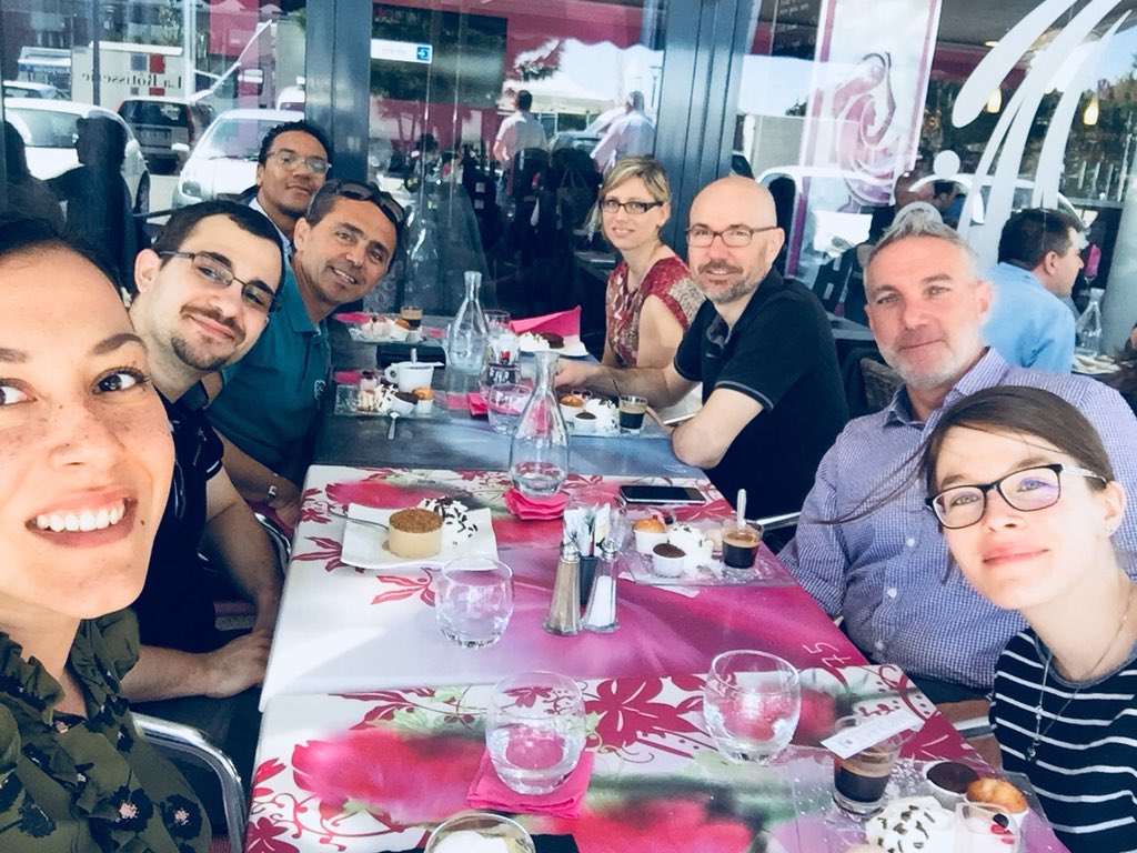 Audrey_Conserto's tweet photo. Ce midi c’était déjeuner en terrasse à #Montpellier ☀️✌🏼@_Conserto 

On n’est pas bien là 😎 ?!

Envie de nous rejoindre ➡️ a.hilion@conserto.pro 

#teamconserto #conserto #teamspirit #onrecrute #greatplacetowork #it https://t.co/L2eeYpjdrg