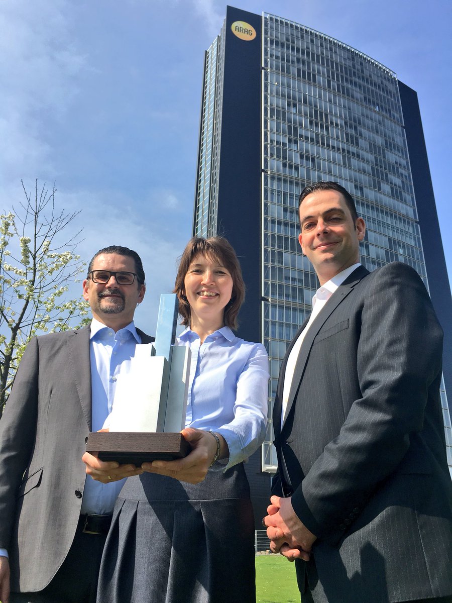ARAG's tweet photo. And the Winner is.... #ARAG 🏆Bereits zum zweiten Mal sind wir bei den portfolio institutionell Awards für das „Beste Risikomanagement“ gekürt worden. Mehr Infos unter 👉🏻https://t.co/xxeY3htgKc https://t.co/F8cWjGBwcH