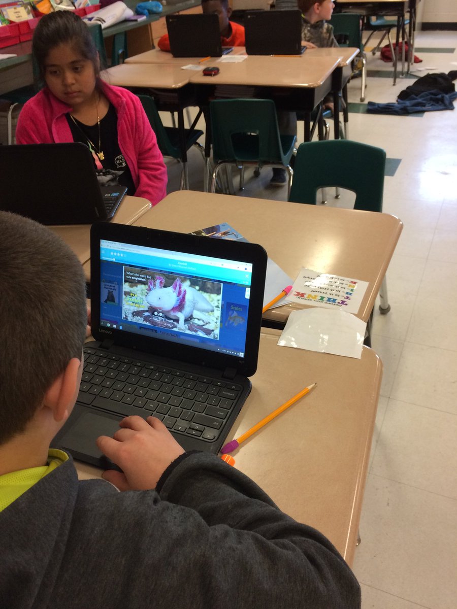 BealebBeth's tweet image. Mrs. Beale’s class reading on EPIC.#GWD50