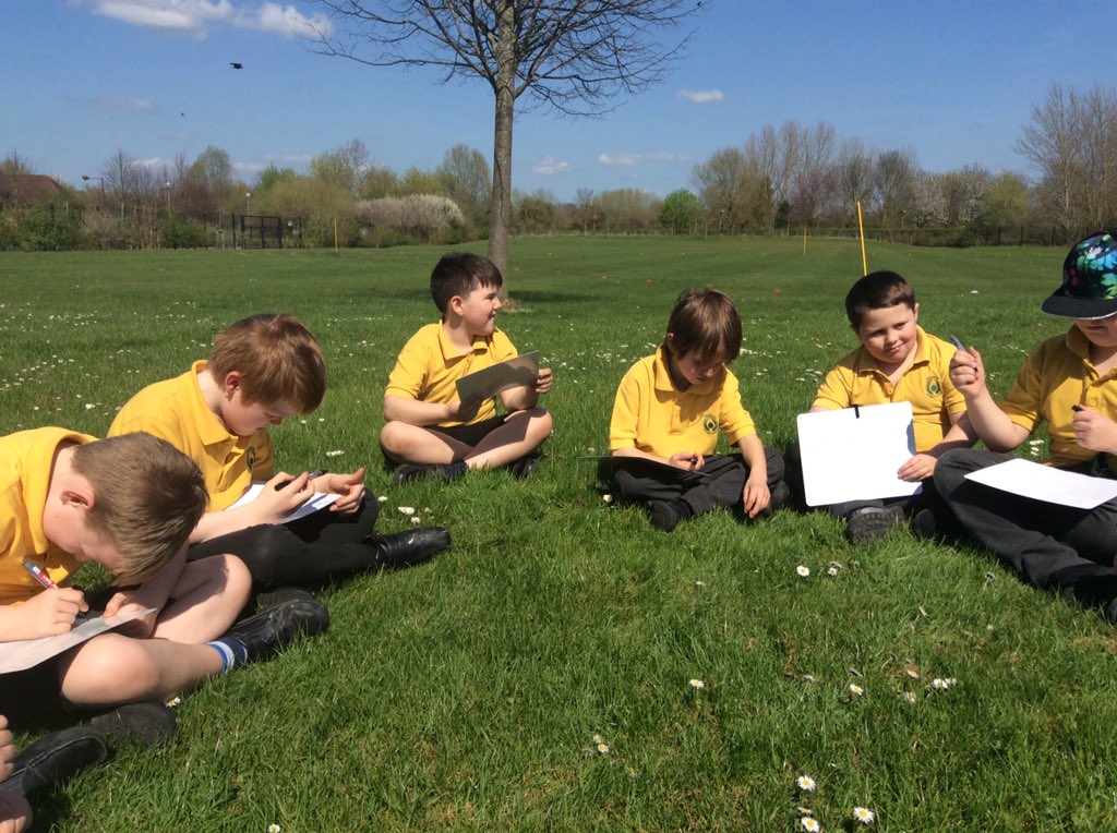 HeronsMPS's tweet photo. We took English outside this afternoon and wrote sentences to compare Charlie Bucket and Veruca Salt. #charlieandthechocolatefactory #thesameas #differentto #unlike #similarto https://t.co/C4FevGaFVW