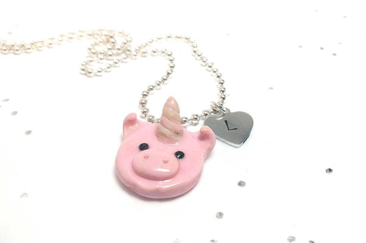 annica37's tweet photo. Here is my newest pigicorn !!! #jewelry #necklace #pig #anime #pigicorn #pigunicorn #unipig #piglover https://t.co/kwvXpinMC9 https://t.co/kojg6pgF8a