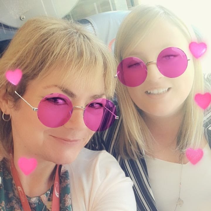Vicki75Vj's tweet photo. Another successful#AngleseyDay with #TeamAnglesey @HouseofCommons thanks @AlbertOwenMP @AngleseyScMedia 😎😁😍 https://t.co/WmvCtwkiOu