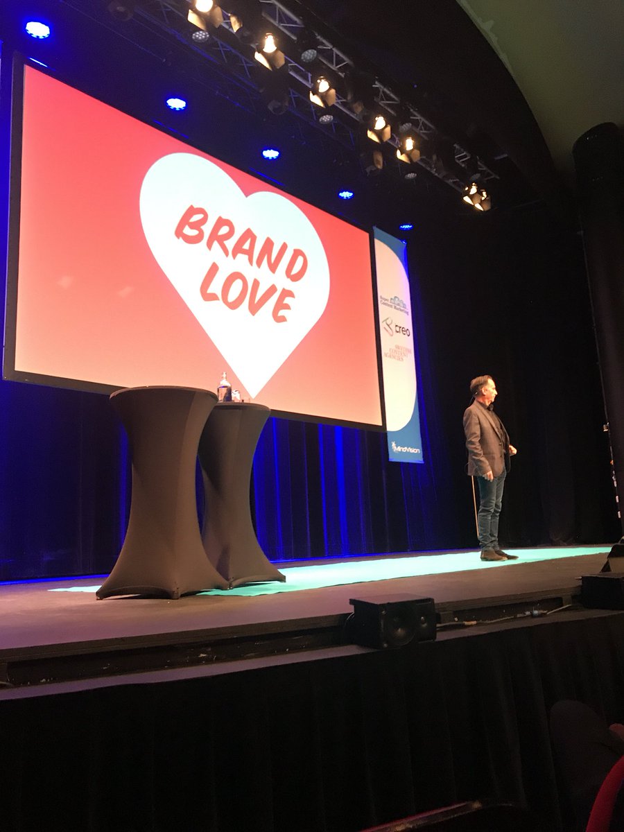 CaitrionaJOC's tweet photo. Brands love talking about themselves. You need figure out what your audience’s biggest fears and needs are - “and walk a mile in their shoes”. So true. Group think is a constant battle. #scmswe #contentmarketing https://t.co/ioybT8sPzB