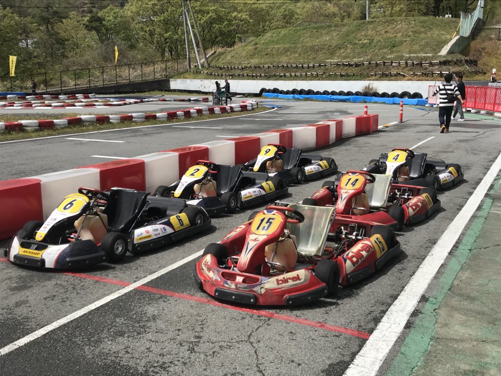 つっちぃ Az山梨サーキット行ってきました Az山梨サーキット レーシングカート