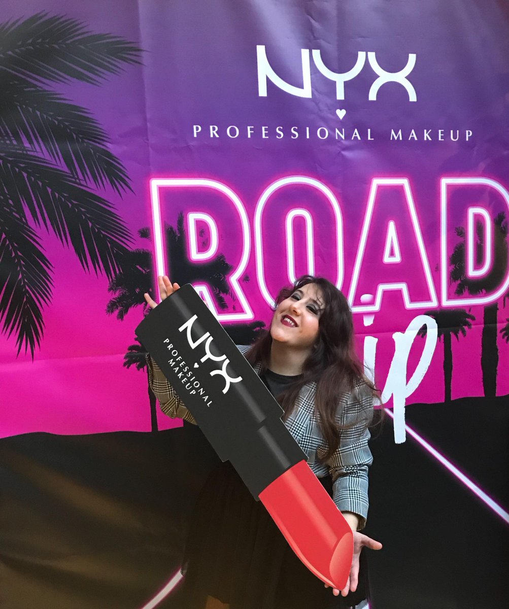 MypointofStyle's tweet photo. https://t.co/Xepw8FQfir
#VeoEvolucion ¡y tú verás más si das click al link o entras en https://t.co/FyC1AOoRkS!
#MypointofStyle 👠
#NYXcordoba 💄
@nyxcosmetics_es
@NyxCosmetics
#NYXcosmeticsCordoba 💋
#beauty #makeup #felizmiercoles #followback #cordoba #cordobaesp #belleza https://t.co/4a74z6pmeU