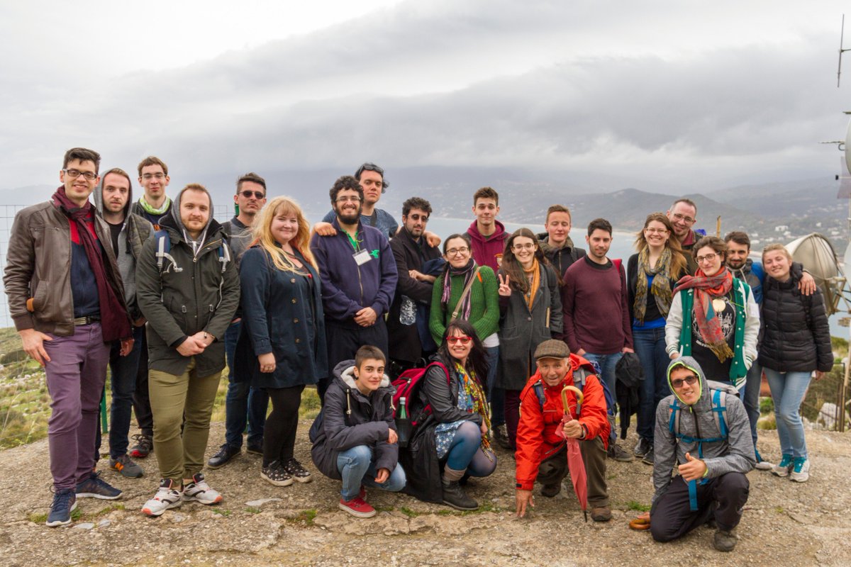 tejoesperanto's tweet photo. Multaj junaj esperantistoj partoprenis la Internacian Junularan Festivalon #IJF2018 en Marina di Ascea, Italio! #eventoj #Esperanto https://t.co/bWo1iCk4aE