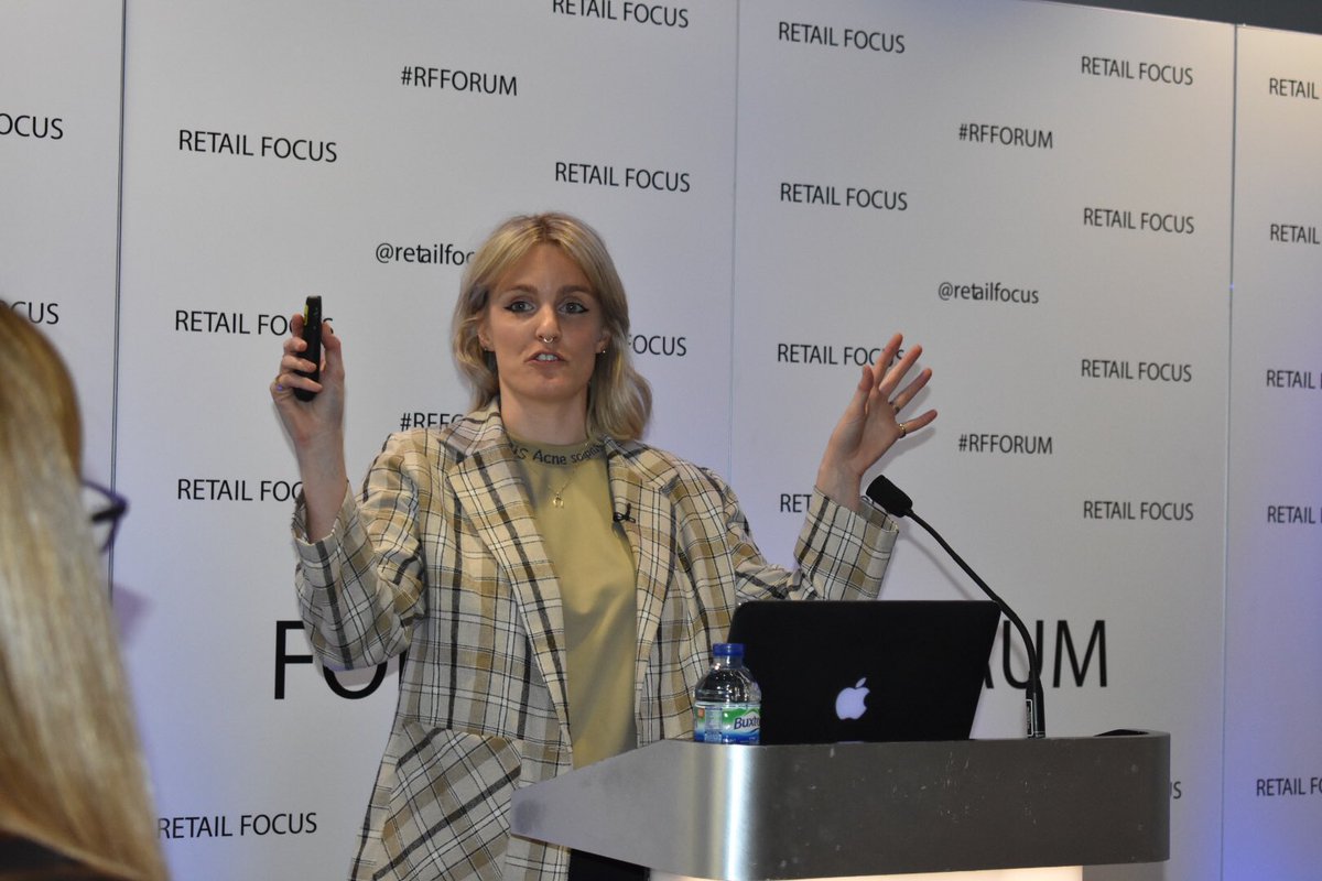 retailfocus's tweet photo. First two seminar sessions proved very popular.  Next session is at 15:00.  Join us on the gallery level of the @VMDisplayShow #RFFORUM #VMDS2018 https://t.co/4MQIFNUKNu