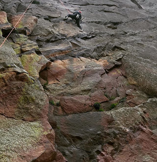 RockingOutdoors's tweet photo. @timraleigh56 testing his skill on some Eldorado Canyon rock.  120 feet of finger cracks!  Boulder, CO.
.
.
.
#rockclimbing #climbing #boulding #boulder #toproping #outdoors #fitness #fitover40 #colorado #neverstop #neverstopexploring https://t.co/plLzmGGFrO https://t.co/vyjakAuLxH