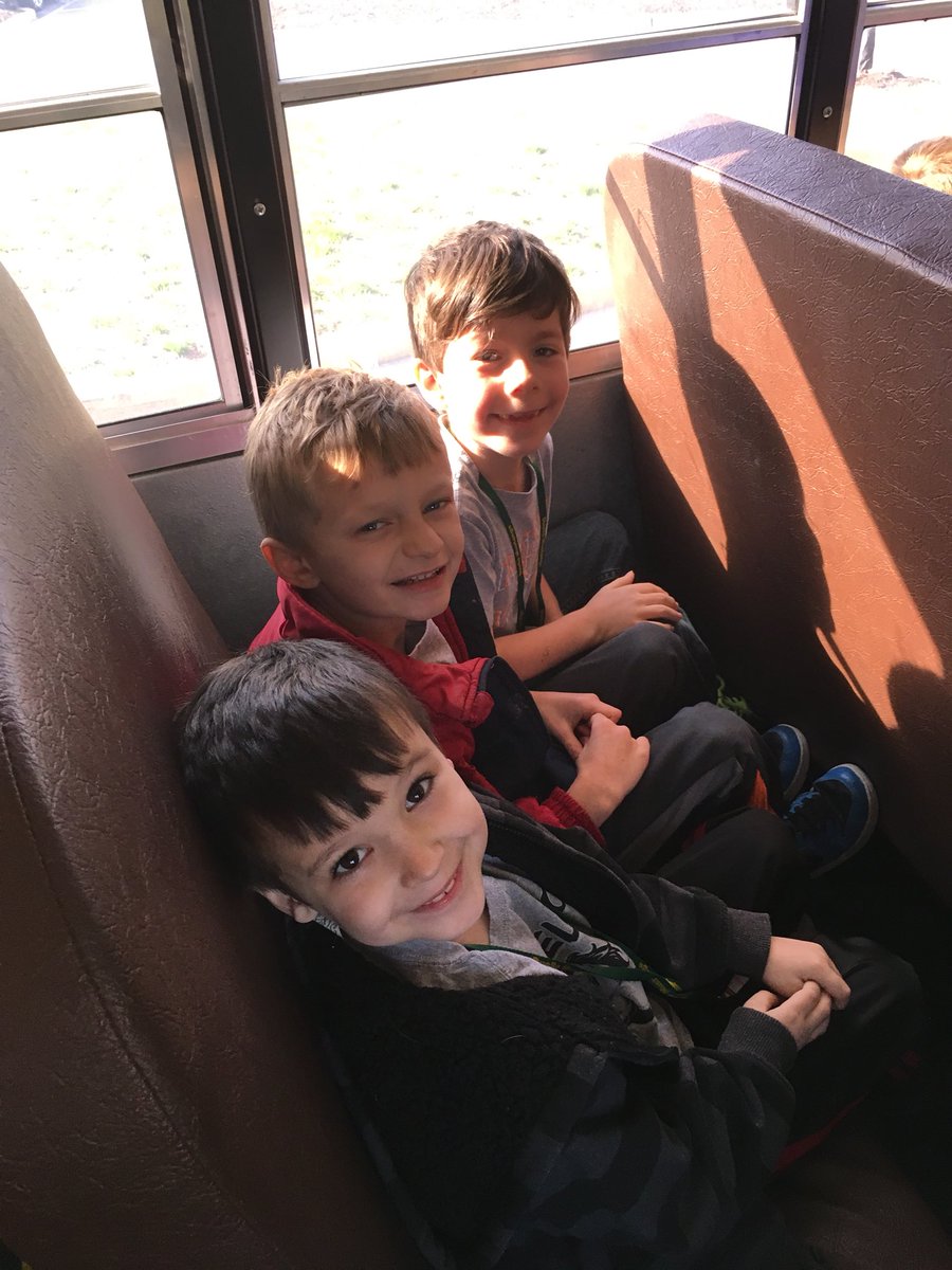 MrsLenich's tweet image. We’re ready for our field trip! #duellolearns #lenichlearns