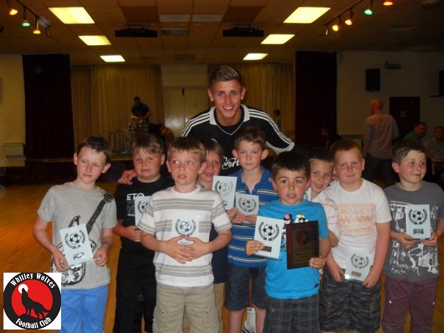 WolvesJfc's tweet photo. The day @ThomasCairney spent time with Whitley Wolves on their presentation night, the kids loved it. Many congrats on making the PFA Championship team of the year Tom. You are always welcome back if you are ever visiting your Yorkshire family during the off-season. All the best https://t.co/k3Jg7jLW3D