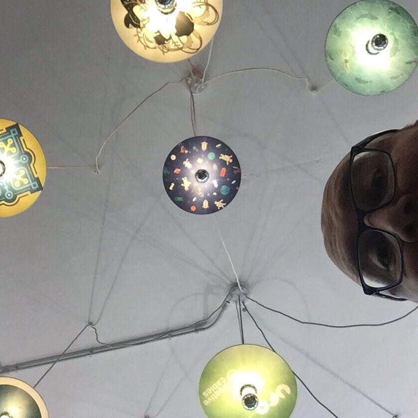 LePalle_IT's tweet photo. Venite a trovarci a #Officina14 ☣ 
Via Tortona 14 Milano 16-22 aprile ☣ con tutto il DESIGN del FUTURO 
Alzate la testa perché dopo #LePalleVolanti sono arrivati gli #UFO in collaborazione con @creativecables e tanti fantastici illustratori... #fuorisalone2018 #mdw18 #LePalle https://t.co/oTKOL4nI5P