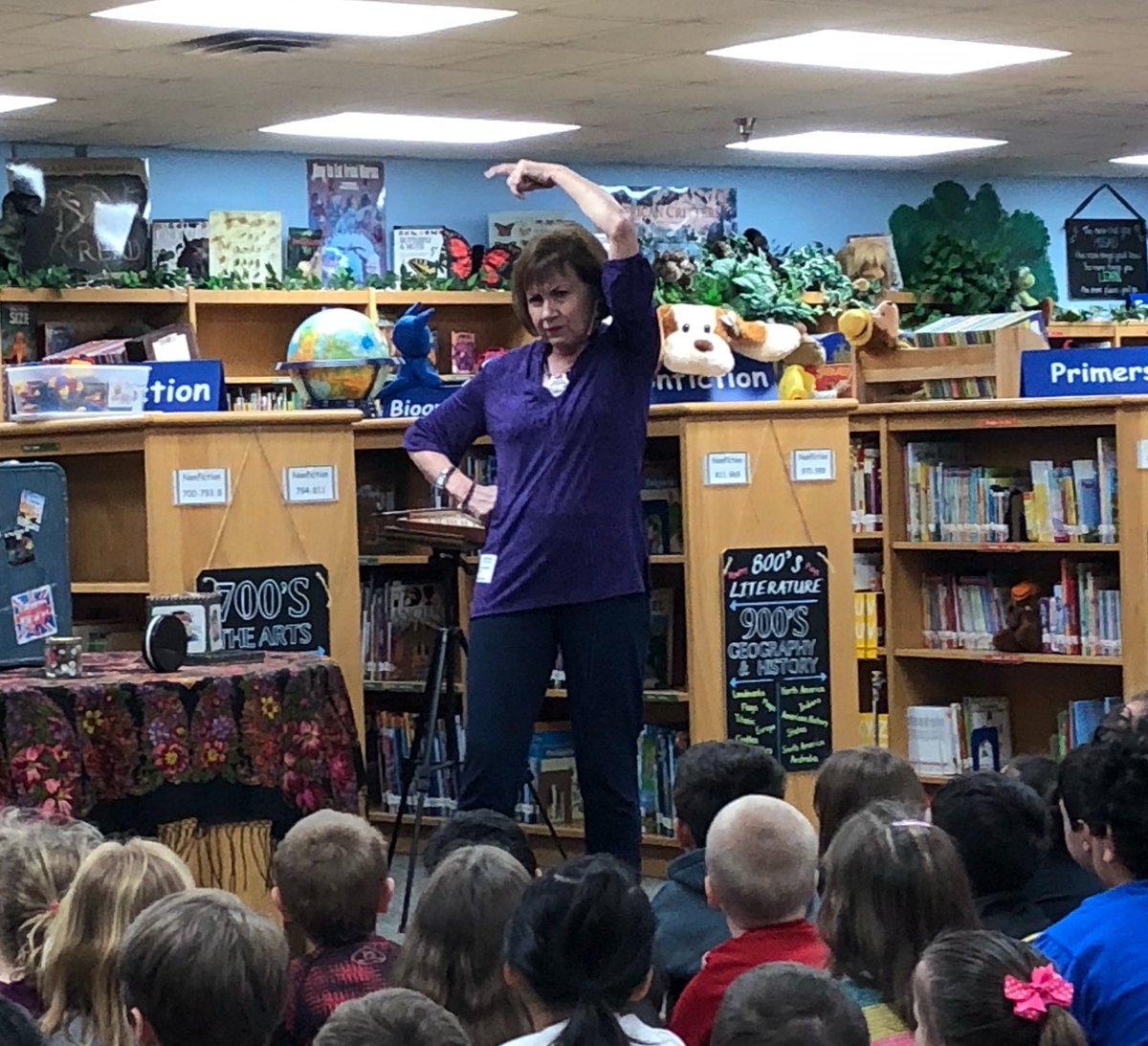 Saigling1st's tweet photo. We LOVED hearing the stories of master storyteller, Gwen Caldwell, today! Thank you, Mrs. Roberts for inviting her to Saigling! #saiglingshines https://t.co/Rs9PZBRkMV