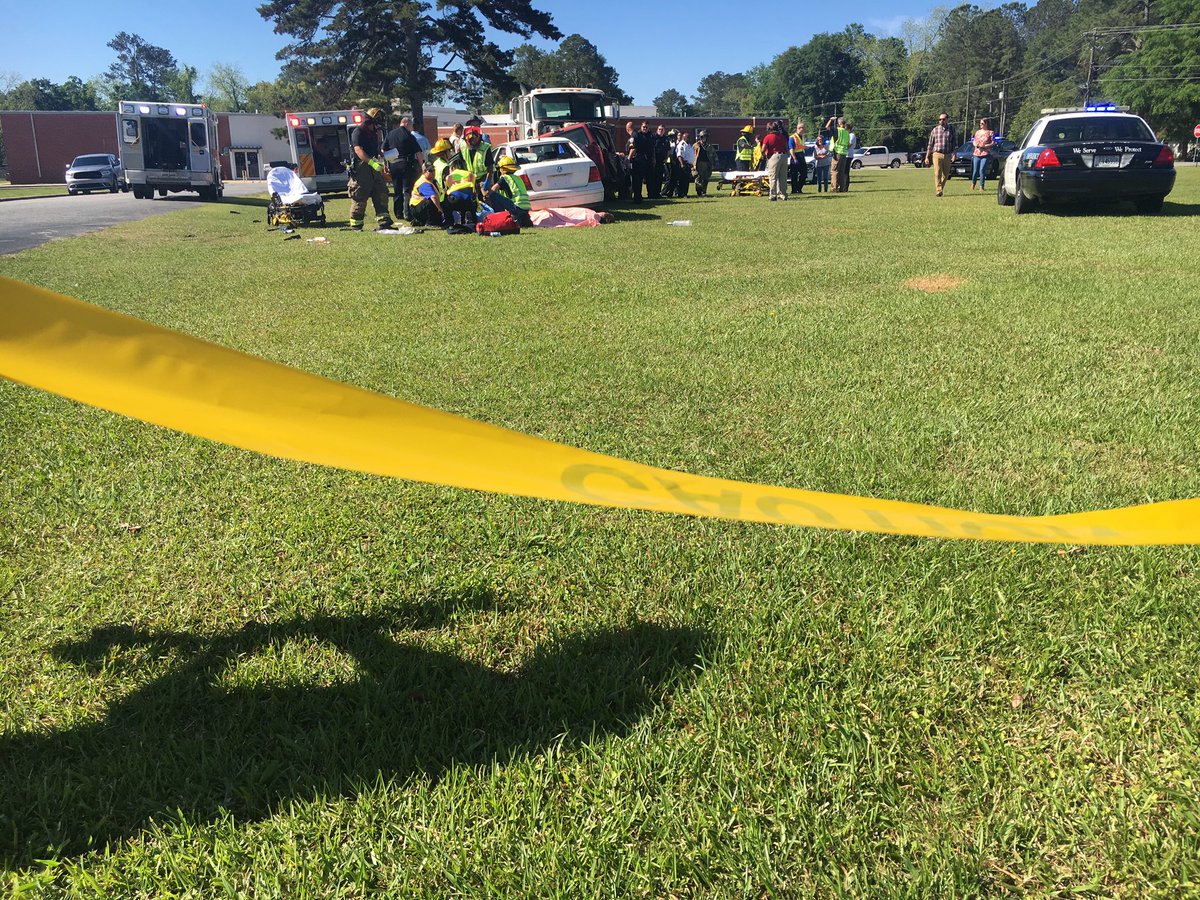 AshlynBecton's tweet photo. Scene from the mock crash https://t.co/Qlnwzgsq2g