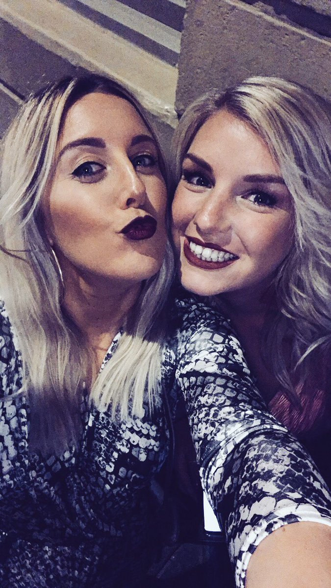 #shesmybestiebestie ❤️👯‍♀️ <a href="/sazz37/">Sarah Lawrence</a>