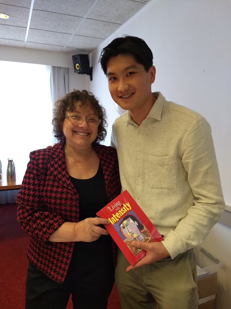 BryantHeng's tweet photo. IHBV studiedag: Masterclasses on high & rejection sensitivity, overexcitability and positive disintegration @IHBV_ @NoviloTalent #rianne #susandaniels #ihbv #novilo #zeist https://t.co/DJnJboKHR1