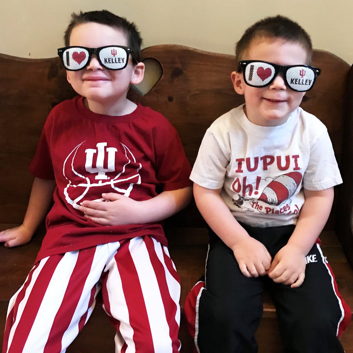 🔻 Brenton &amp; Grayson Gregory are celebrating IU Day, already preparing to be third-generation Kelleys at <a href="/IUPUI/">IUPUI</a>❗

#IUday #BestDressedFutureAlum #KelleyPride #KelleyMoment