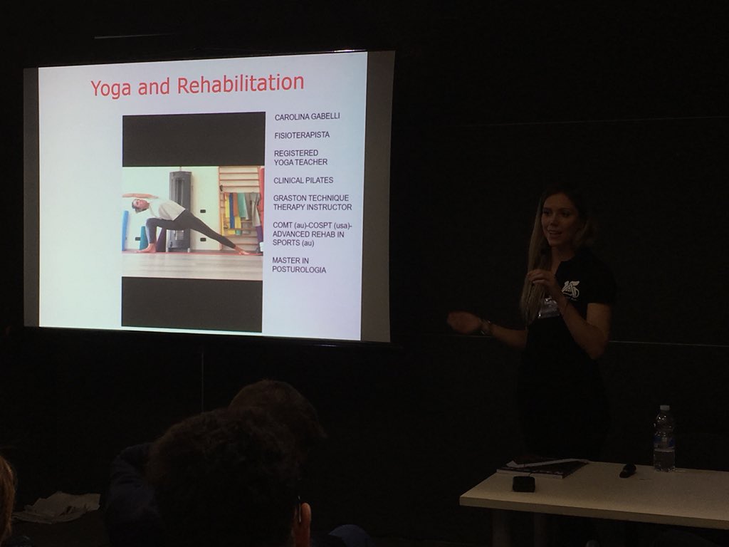 Exposanita's tweet photo. “Yoga: un nuovo approccio terapeutico” con Carolina Gabelli
Posturalmente, lo #yoga può avere un effetto terapeutico nel riallungare, riequilibrare le catene fasciali agendo sulle patologie più comuni es. lombalgie.
#exposanita #abilitygroup https://t.co/sFi9dSRlf5