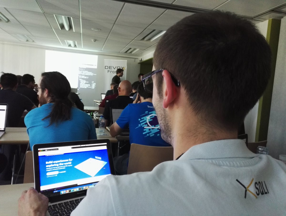 _JulienAlbert's tweet photo. On continue avec @SQLI_FR à #DevoxxFR avec la construction d'un maps en open source. Très sympathique ! #maps #SQLIens #SQLI #POI #openstreetmap #ISCFrance https://t.co/mPPGBqU2JH