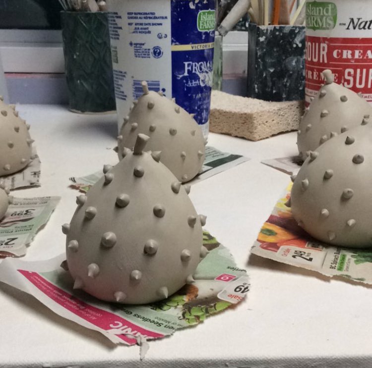 firecreatures's tweet photo. Added prickles to my pears.
Completed versions available at downtown #Nanaimo’s @ArtziStuff.
#firecreatures #ceramics #localartist #emilycarrinstituteuniversityofartanddesign #emilycarr https://t.co/jEQmV25fBq