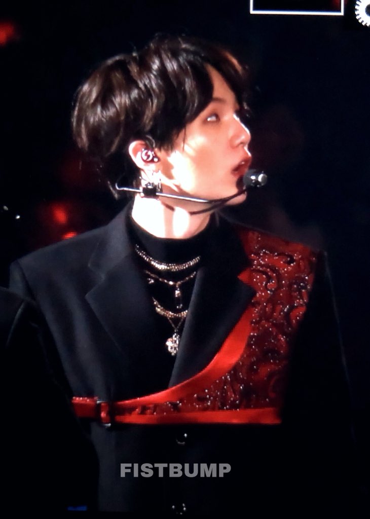 SUGAPICS93's tweet photo. [180418]
#BTS #BTSBBMAs #BTSHappyEverAfter #SUGA https://t.co/Qs2XsDDUqR
