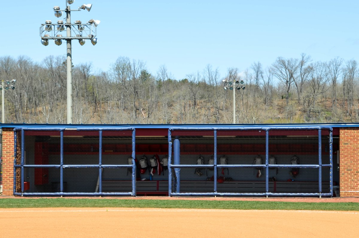Fisher_Athletic's tweet image. Job completed @RadfordBaseball. They updated their stadium with new #backstoppadding, #netting, #railpadding, and #windscreen. #playball #fisherathletic