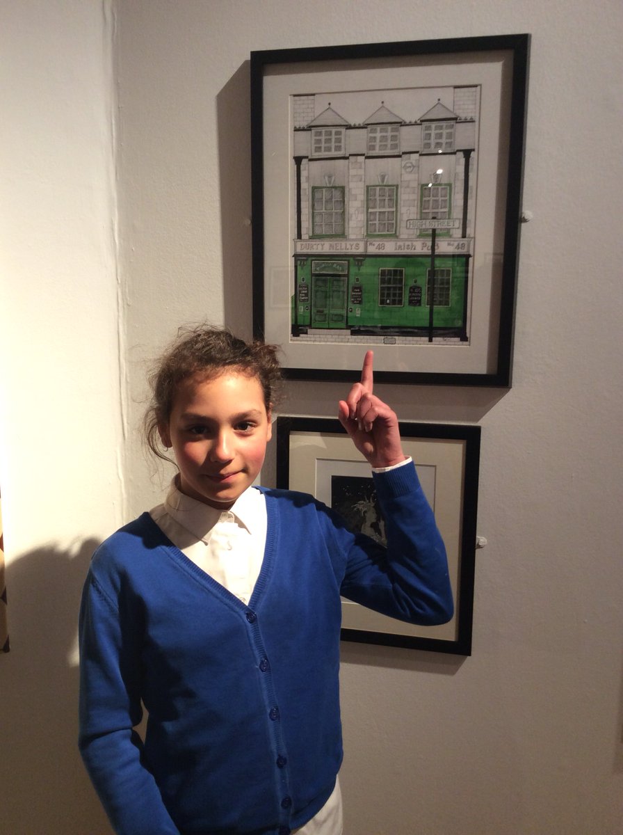 CliftonSch's tweet photo. Clifton children love the Ferens. Danika’s grandma is an artist too! https://t.co/CN6KzdKF2H