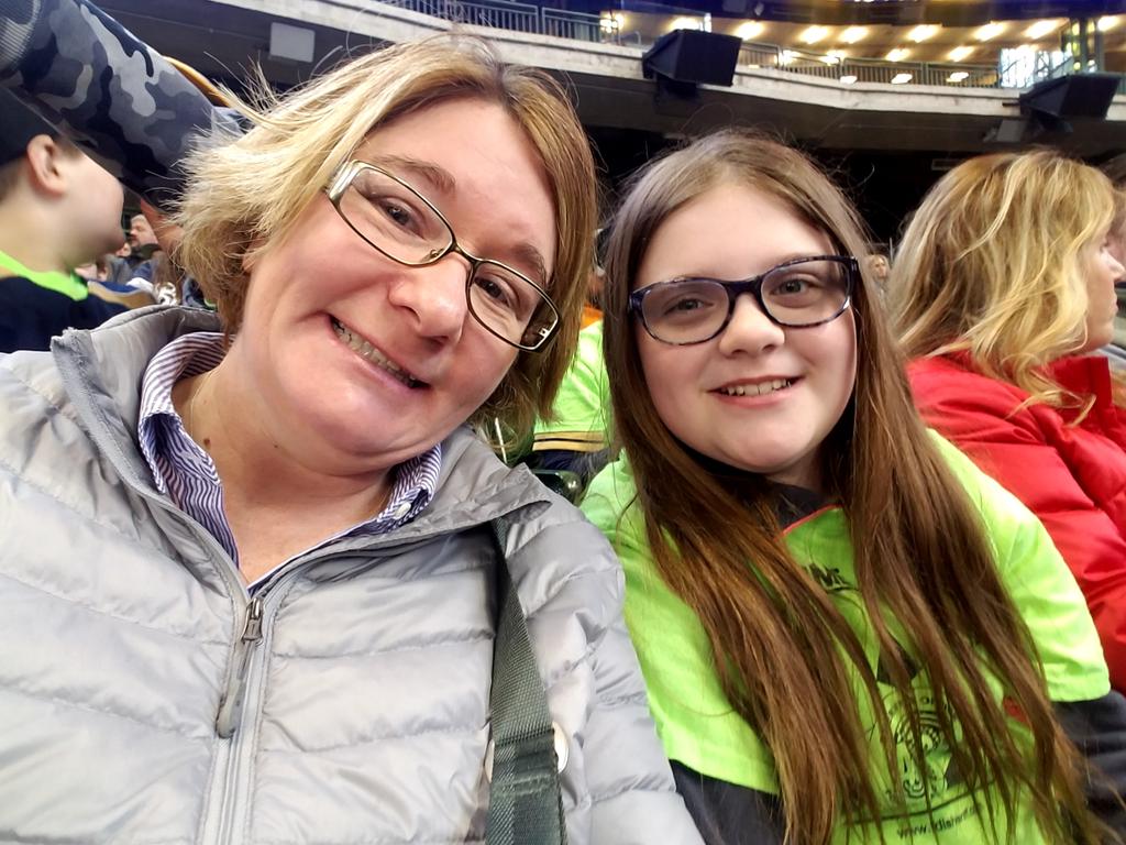 KruegerSevera's tweet photo. #brewersweatherday https://t.co/OyV6fEfLB8