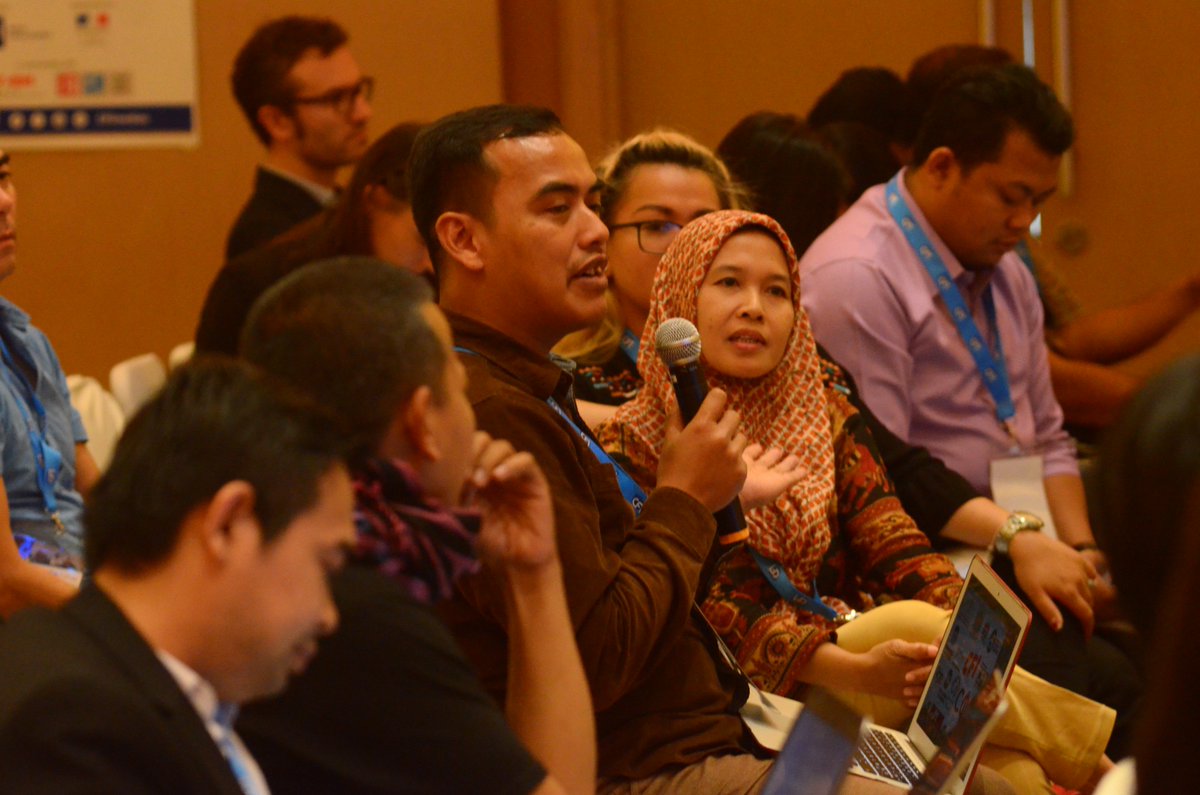 CFImedias's tweet photo. 👉 Around 100 media professionals attended the closing forum of #4MAsia, which was held in #Jakarta on 7 and 8 April 2018. #Media #Press
📸More pictures 🔗https://t.co/P1hxFmi9WX https://t.co/NkEMdbyFNS
