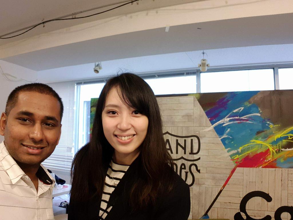kayoreena1021's tweet image. Satishとの2ショット。
セルフィ左寄りすぎ。
#インドメモ
#DocsApp