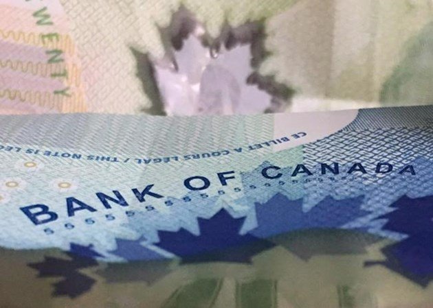 Bank of Canada holds benchmark interest rate as economic growth moderates: bit.ly/2qMsXnx https://t.co/IVzEcD1SMr