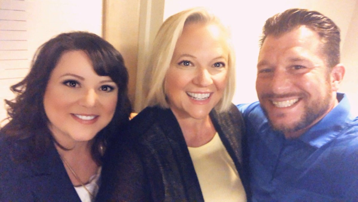 Lynn Loefgren tweet media
