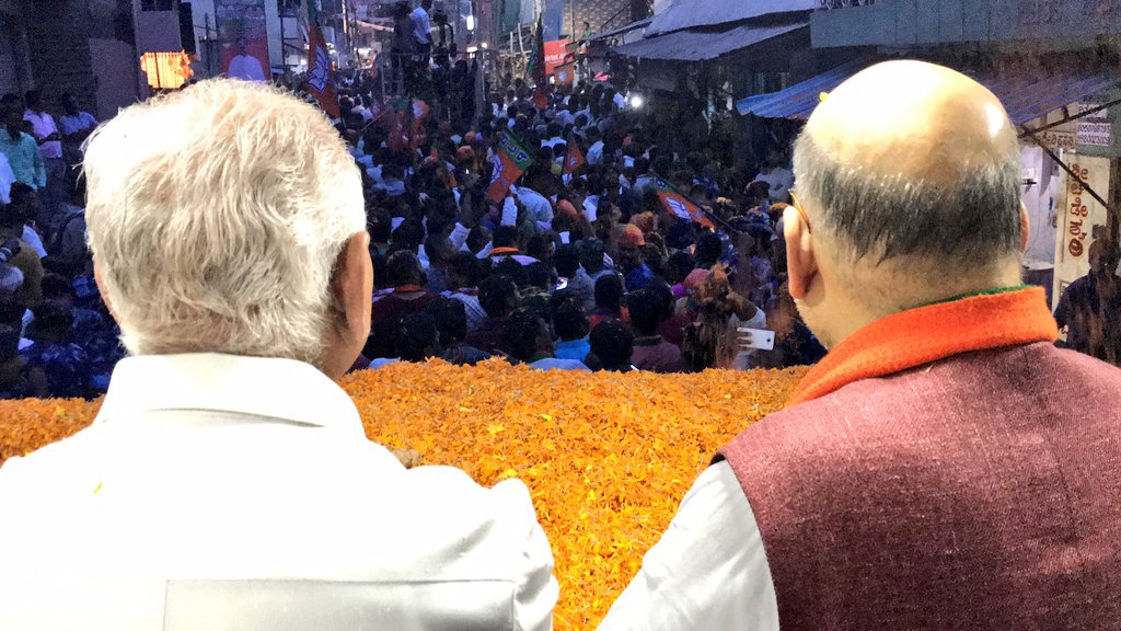 AmitShah's tweet photo. More glimpses from the road show in Hoskote, Karnataka. https://t.co/uG0p27iOZ1