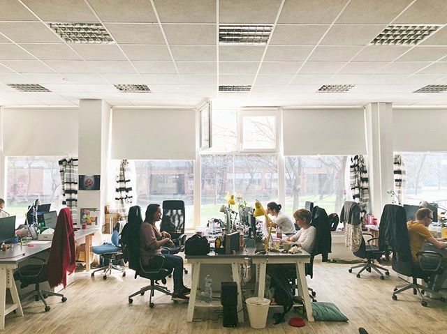 psdigitalsk's tweet photo. A sme konečne osvietení ☀️☀️☀️ _____
#digital #agency #agencylife #office #agentura #slnko #jar #svetlo https://t.co/8v5L5NxoZv https://t.co/MDD27RYy6v