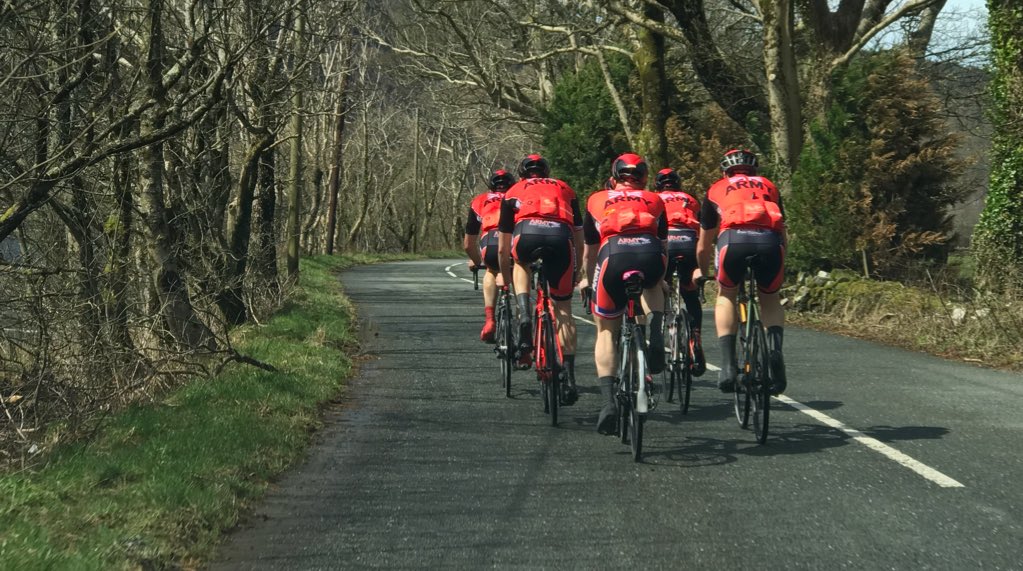 army_mens's tweet photo. The promised Welsh sun finally came out to shine for the final 2hrs of today’s ride. Finishing our training with a bike cleaning session @FenwicksBike and @RAPTC_Official style. #Quality #InspiringSoldiersToCycle https://t.co/TlP0ySHqNy