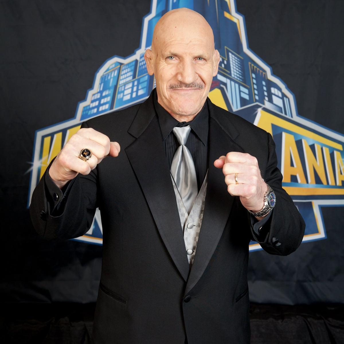 WWE tweet media