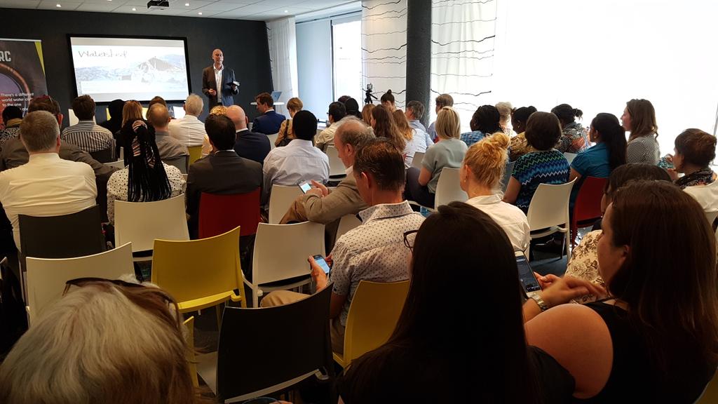 VeravdG's tweet image. #HappeningNow in the Hague is the #WASHDebate @ircpatrick opens the event @IRCWASH