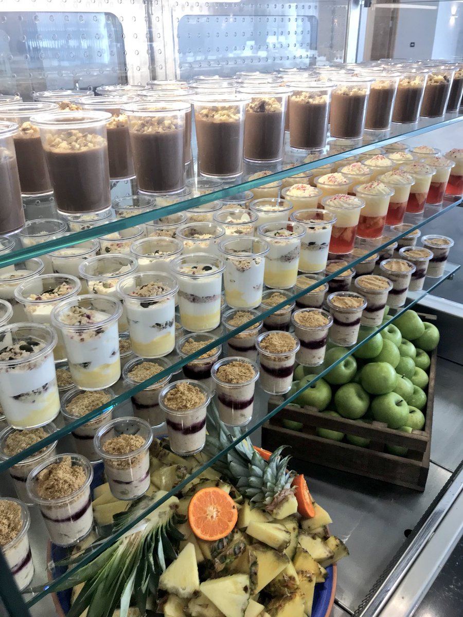 MateidesK's tweet photo. Dessert station today looking fresh and fab. @EBCollegeLife @ian_wright1 @RachaelClarke19 @smowenHH @HolroydHowe @ChrisHamper3 @DamianBlake4 https://t.co/mEanqKmJMU
