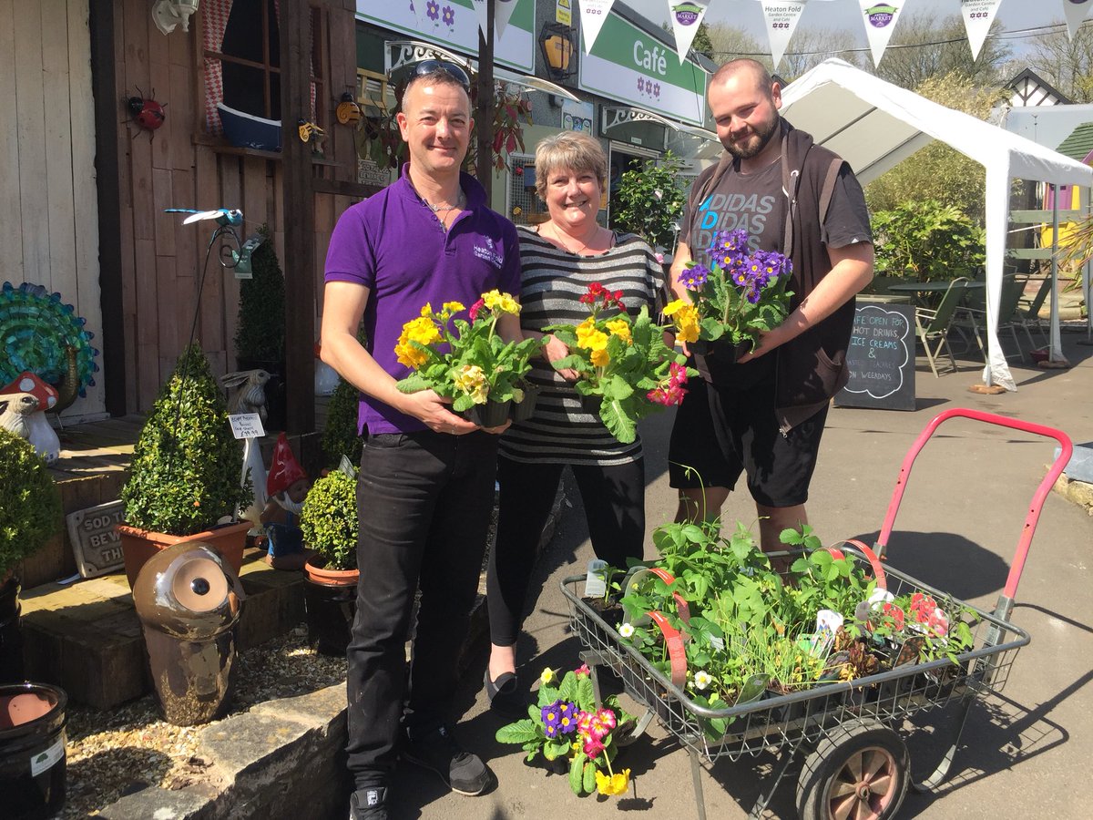 Big thanks to Craig from <a href="/HeatonFold/">Heaton Fold Garden Centre and Cafe</a> for the discount and the flower donation. Plants and veg purchased for Oldhams Secret Garden. @YoungunsOldhams @boltonathome #UCANPO