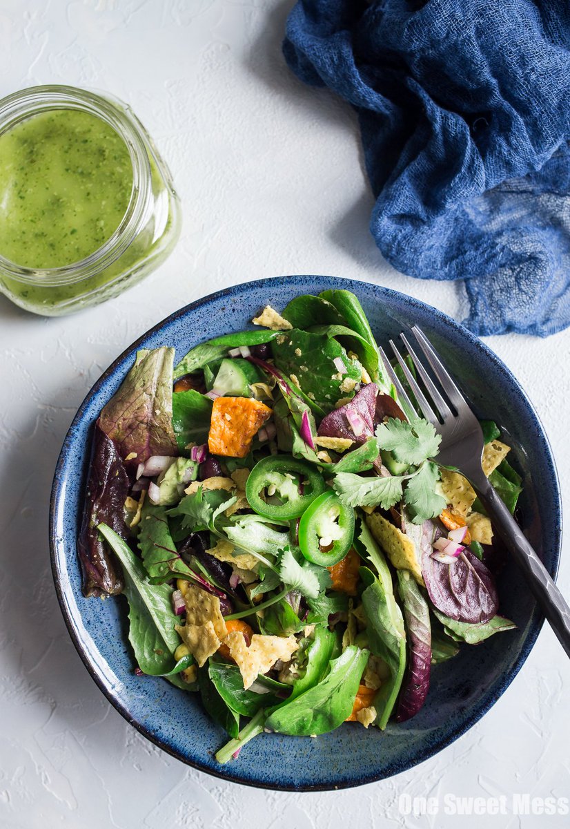 onesweetmess's tweet photo. Feast on this Roasted Sweet Potato &amp; Black Bean Salad with Chili Lime Vinaigrette. I've been obsessed and eating it on repeat: https://t.co/M2UyPcrsWl with @HarrisTeeter #ad https://t.co/z2lxwREvXN