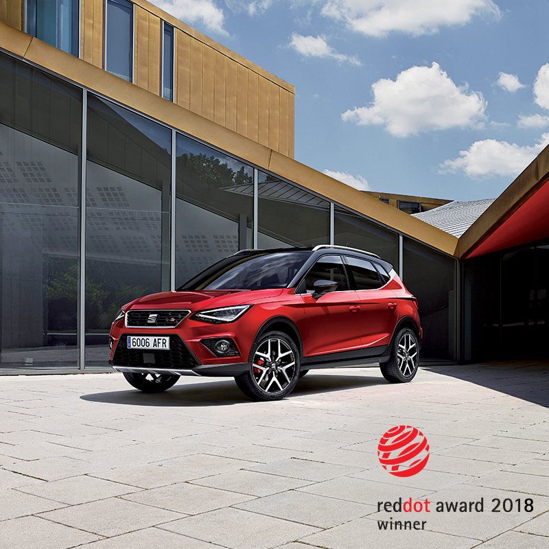 SEATFrance's tweet photo. L'#Arona a décroché le titre mondial de "Best Product Design 2018" à l’occasion du prestigieux concours #RedDotAward 🏆🔴 https://t.co/xqRGc1kAxU
